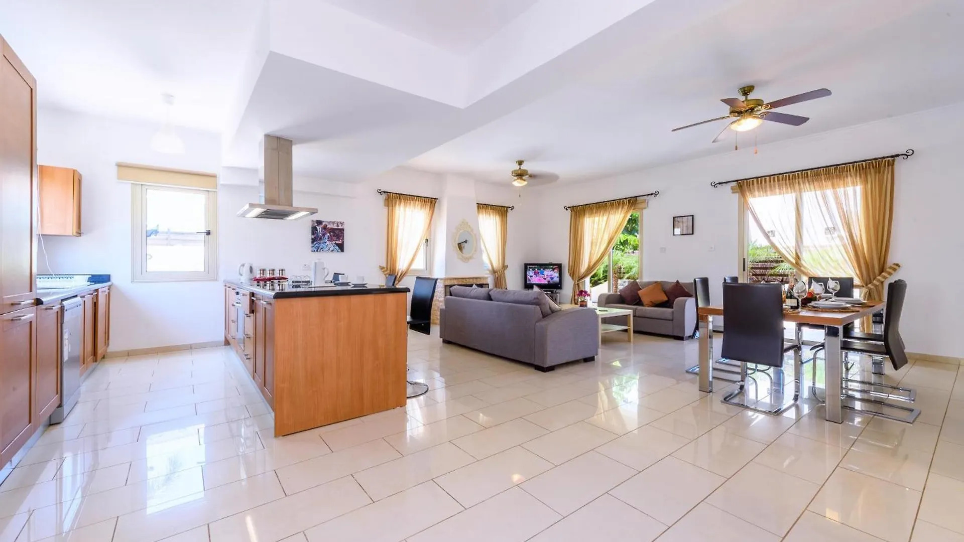 Alex Villa Kapparis Protaras